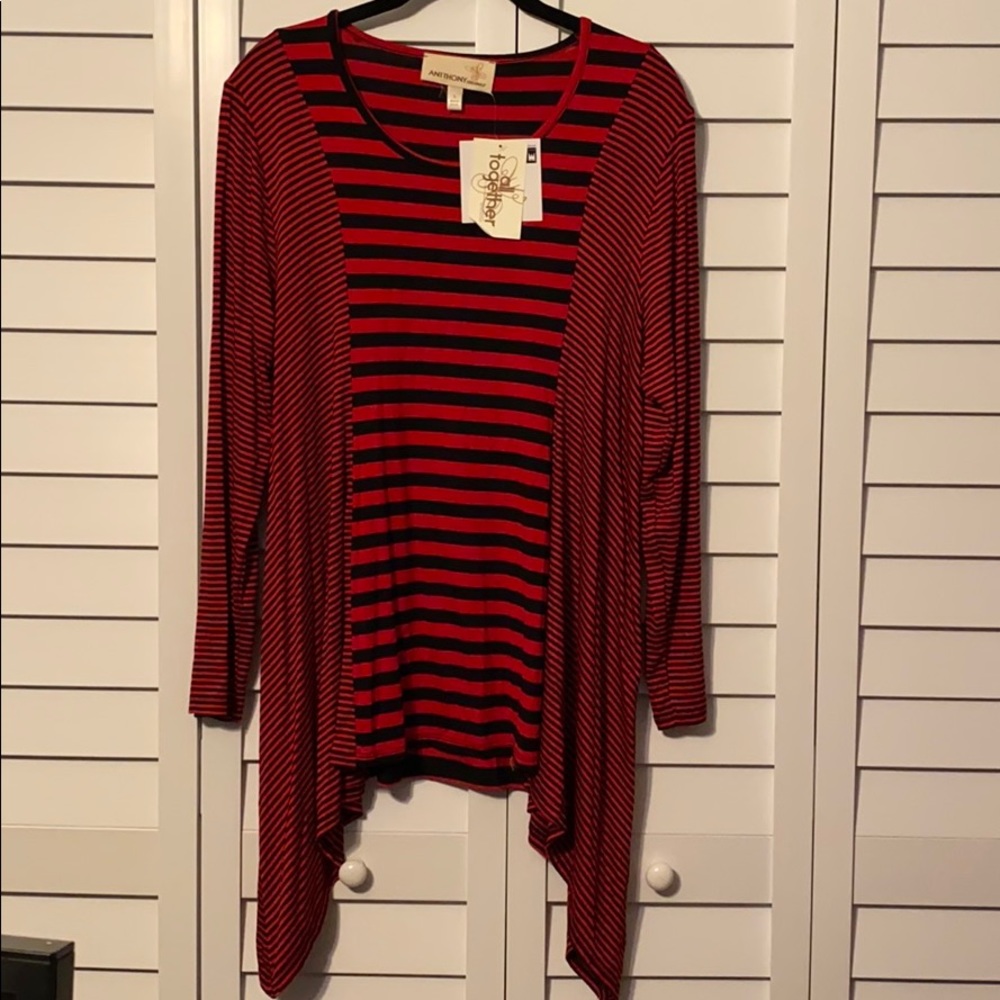 NWT ANTTHONY ORIGINALS RED AND BLACK STRIPED TOP.